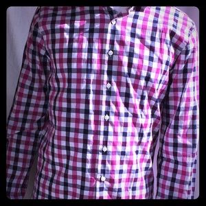 Men’s long sleeve button front shirt